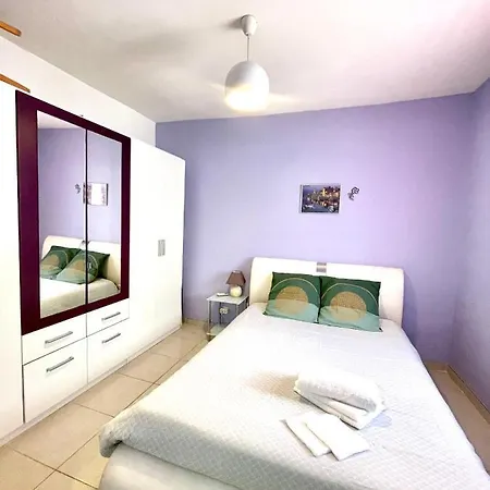 Cosy Et Calme En Plein Centre Du Grau-du-roi Apartamento Le Grau-du-Roi